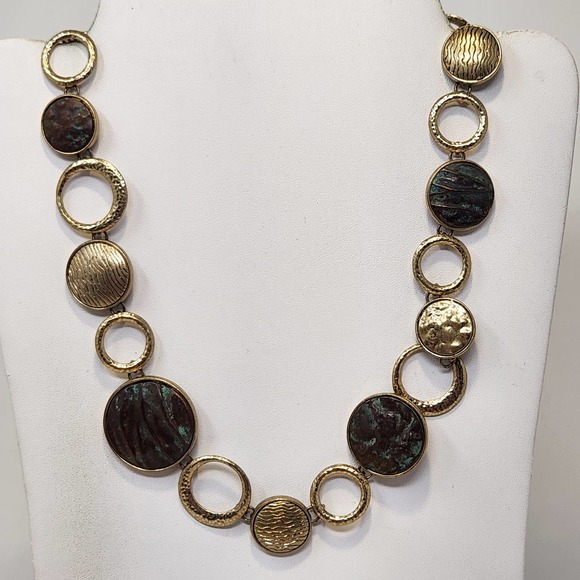 Kenneth Cole Reaction Gold Tone Round Link Necklace Faux Turquoise Toggle Clasp - Picture 1 of 6